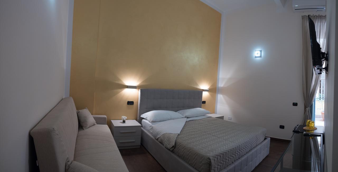 Corallo Rooms Salerno Exterior photo